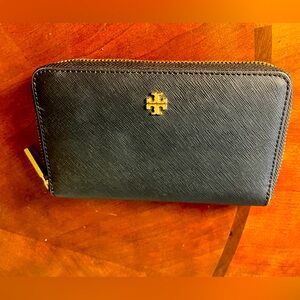 Tory Burch Robinson Black Leather Zip Around Wallet